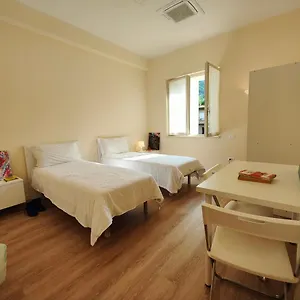 casa-dello-studente.hotelinveneto.com/